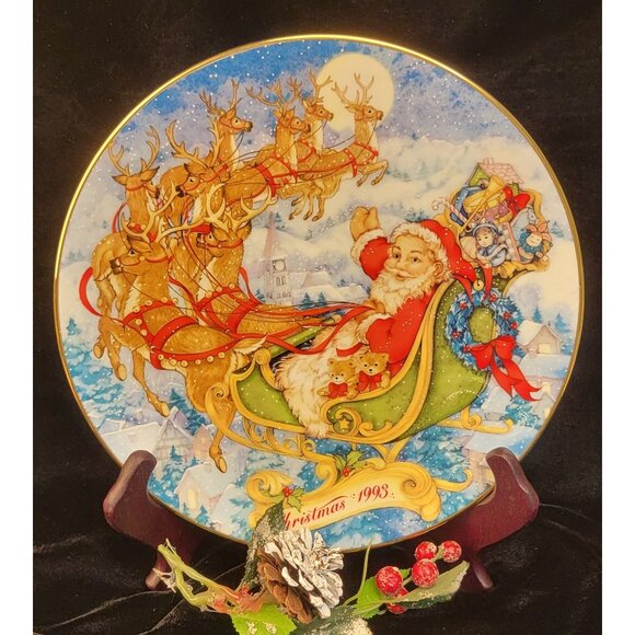 Antique Avon Porcelain Collector's Plate "Special Christmas Delivery" - Picture 4 of 6